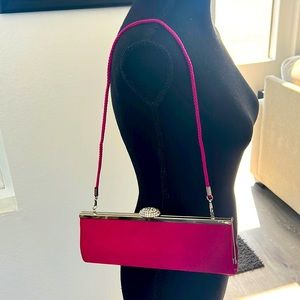 Satin clutch bag 💞